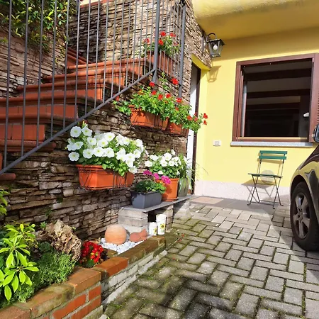 Relais Garden Lecco Bed and breakfast Valmadrera