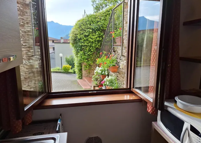 Relais Garden Lecco Panzió 4*