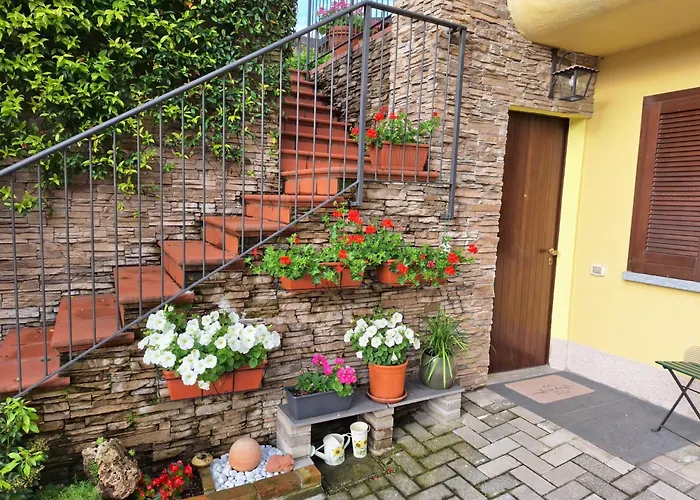 Relais Garden Lecco Panzió 4*