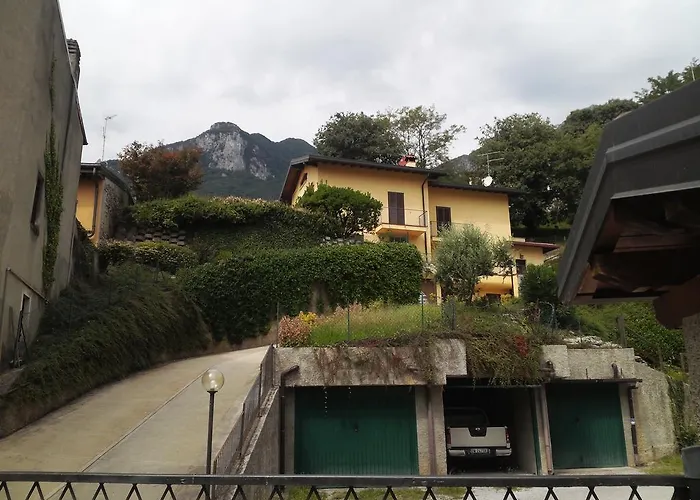 Relais Garden Lecco Panzió 4*