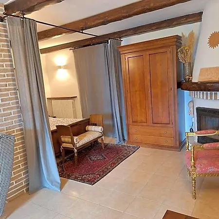 Relais Garden Lecco Alojamento de Acomodação e Pequeno-almoço Valmadrera