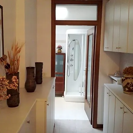 Alojamento de Acomodação e Pequeno-almoço Relais Garden Lecco 4*