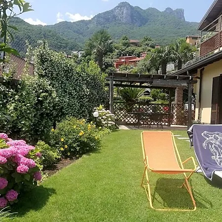 Relais Garden Lecco Alojamento de Acomodação e Pequeno-almoço 4*