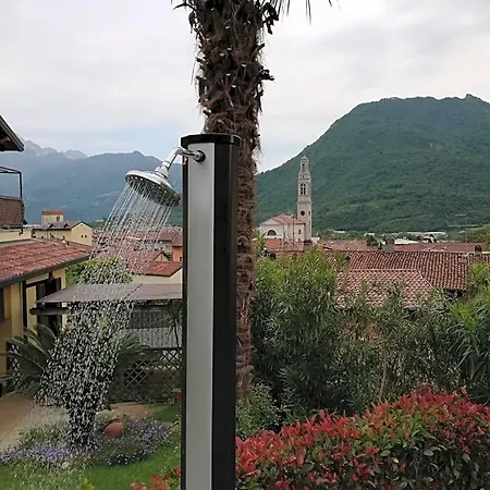 Alojamento de Acomodação e Pequeno-almoço Relais Garden Lecco 4*