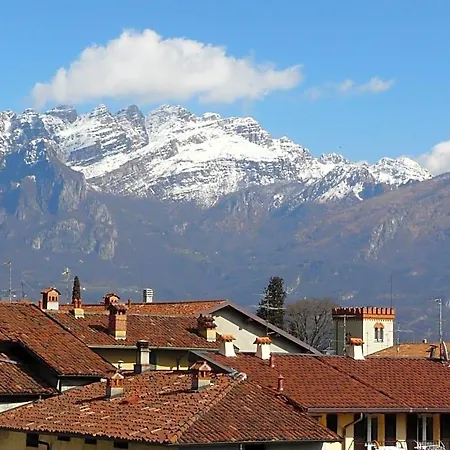 Alojamento de Acomodação e Pequeno-almoço Relais Garden Lecco 4*