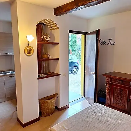 Relais Garden Lecco Alojamento de Acomodação e Pequeno-almoço Valmadrera