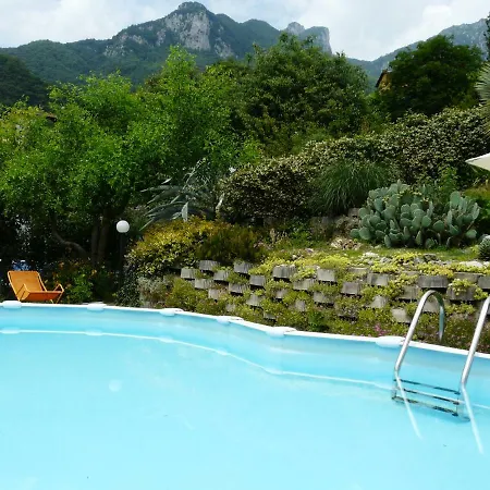 Relais Garden Lecco 4*