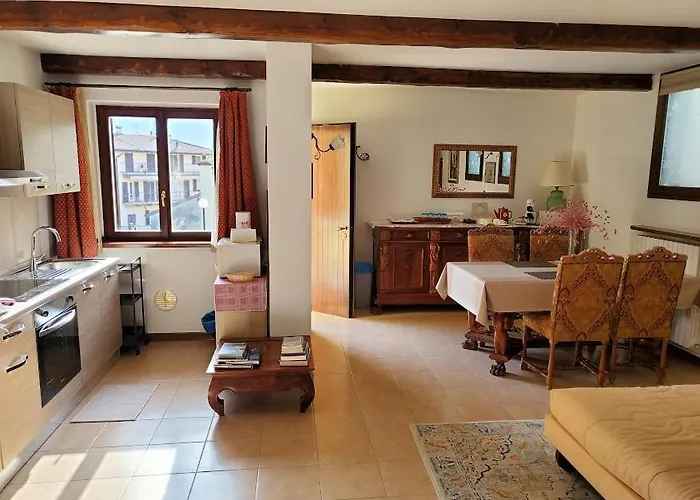 Relais Garden Lecco 4* ואלמדררה