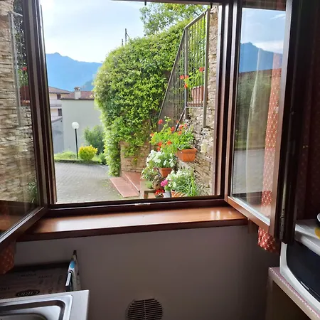 Relais Garden Lecco Bed & Breakfast 4*