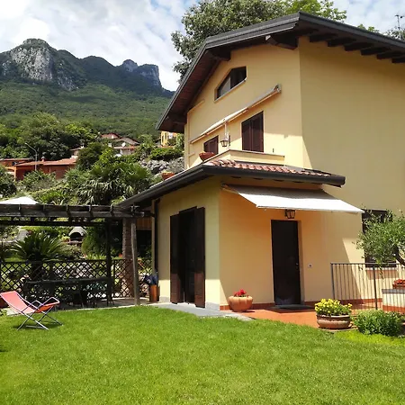 Relais Garden Lecco Bed & Breakfast Valmadrera